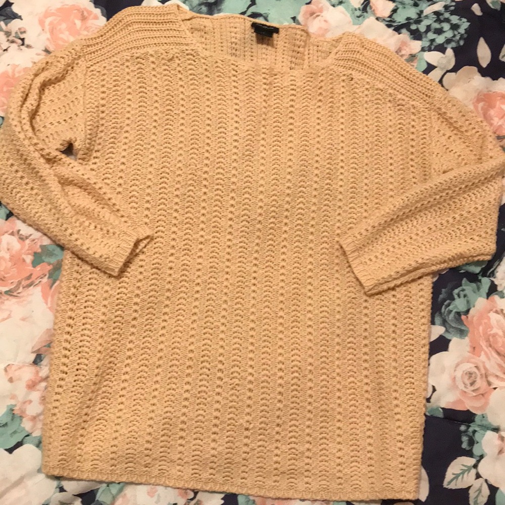 Peach 1/2 sleeve sweater